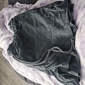 Womens charcoal colored Universal Thread sz xl casual comfy shorts